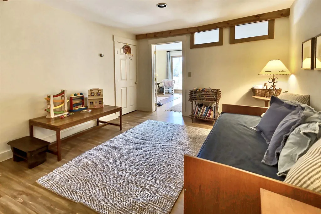 808 Jobs Creek Road Sunapee NH 03782