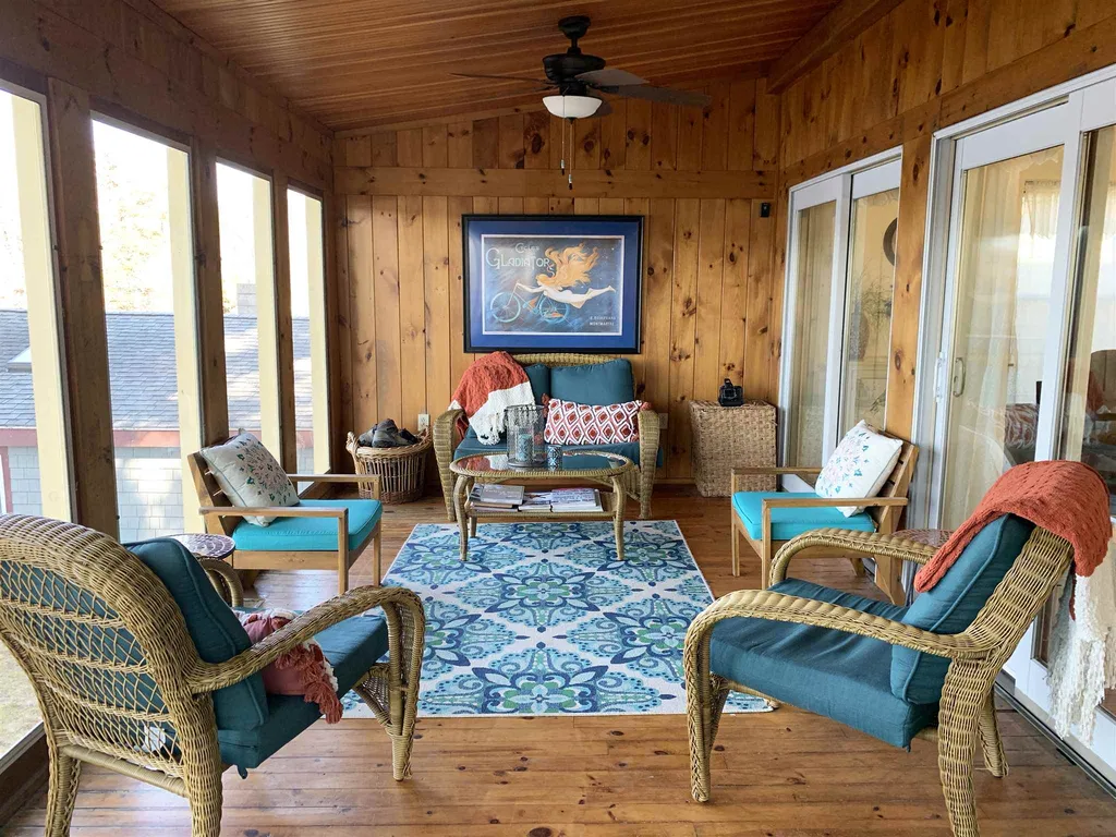 66 Wilders Grove Road Newton NH 03858