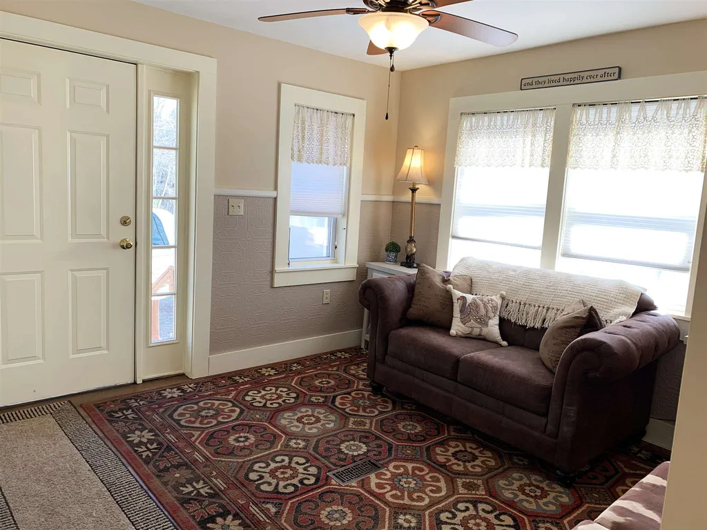 66 Wilders Grove Road Newton NH 03858