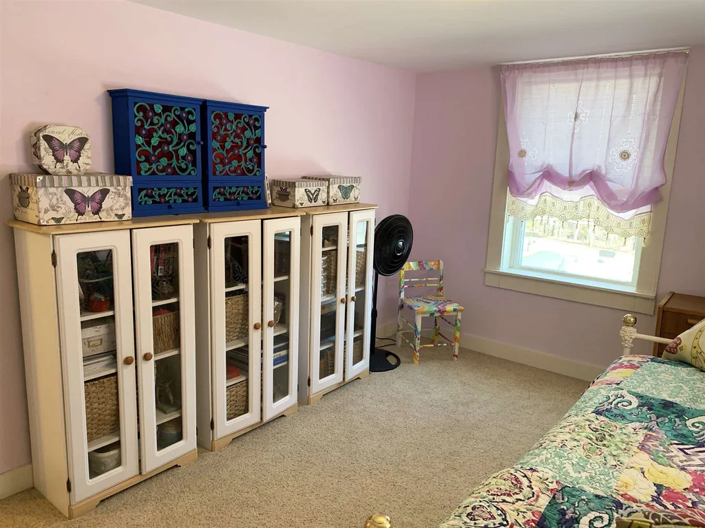 66 Wilders Grove Road Newton NH 03858