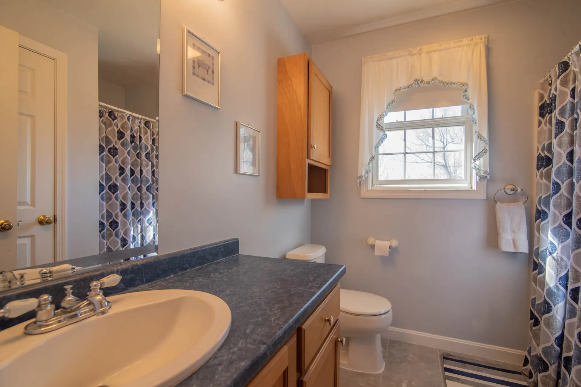 17 Meetinghouse Drive Londonderry NH 03053