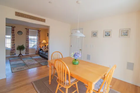 17 Meetinghouse Drive Londonderry NH 03053