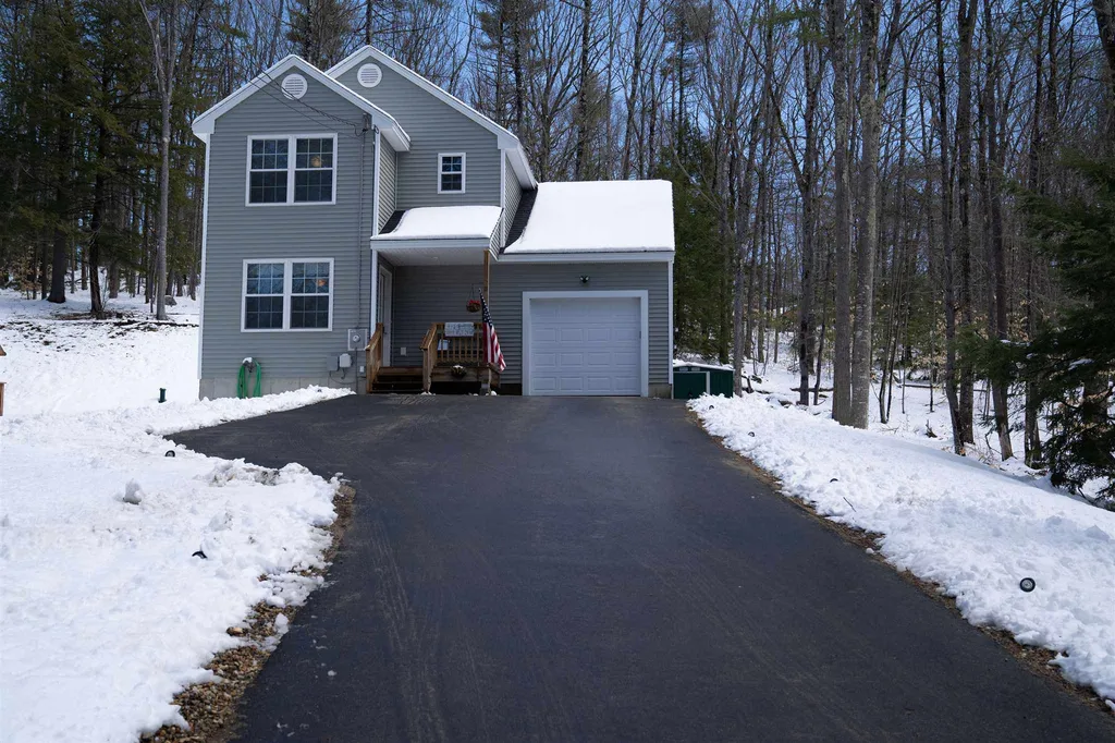 17 Hemlock Road Barnstead NH 03218