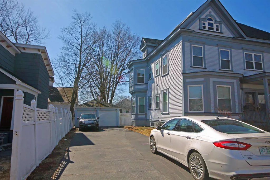 229 Prospect Street Manchester NH 03104