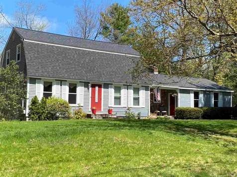 5 Arrowhead Road Derry NH 03038