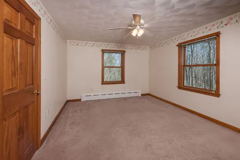 16 Donica Road York ME 03909