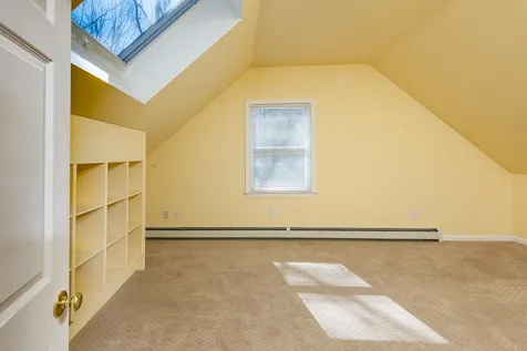 16 Donica Road York ME 03909