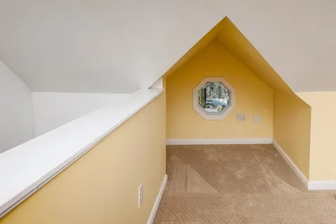 16 Donica Road York ME 03909