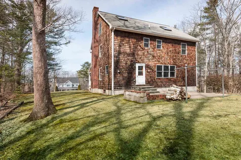 16 Donica Road York ME 03909