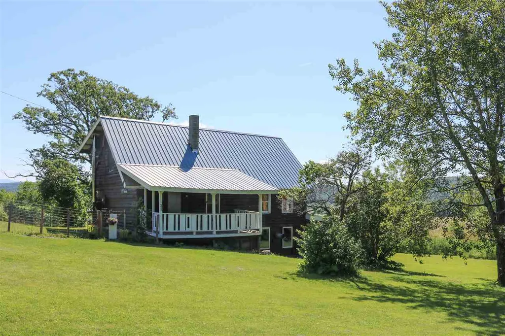 22 Young Road Orwell VT 05760