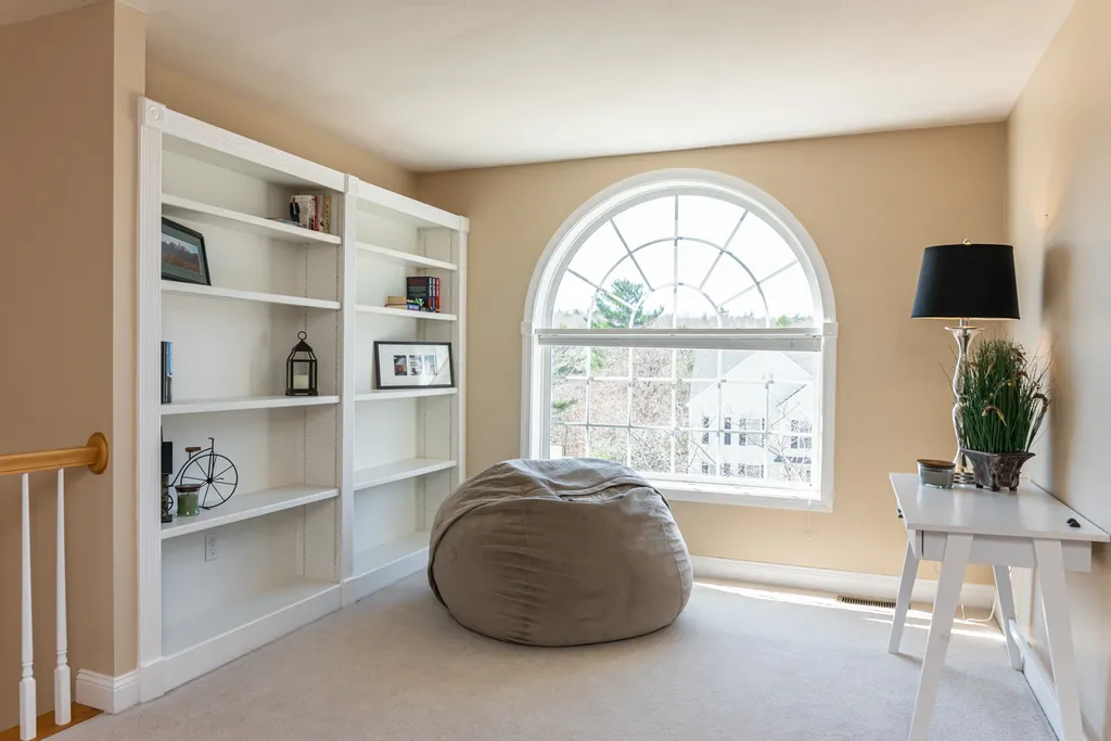 31 Hawk Drive Salem NH 03079
