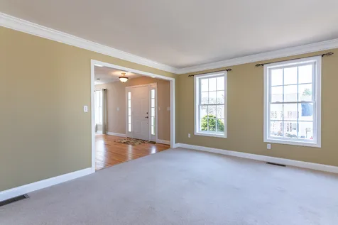 31 Hawk Drive Salem NH 03079