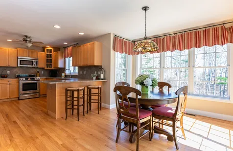 31 Hawk Drive Salem NH 03079