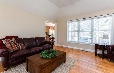 31 Hawk Drive Salem NH 03079