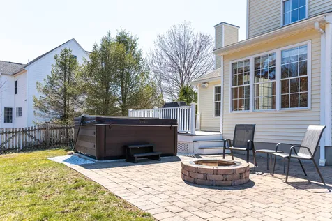 31 Hawk Drive Salem NH 03079