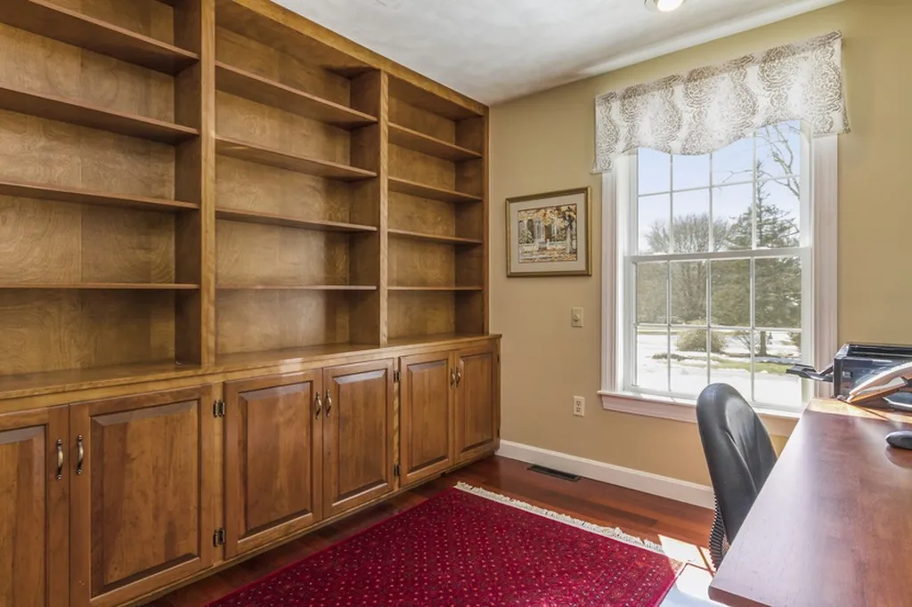 17 Storybrook Lane Amherst NH 03031