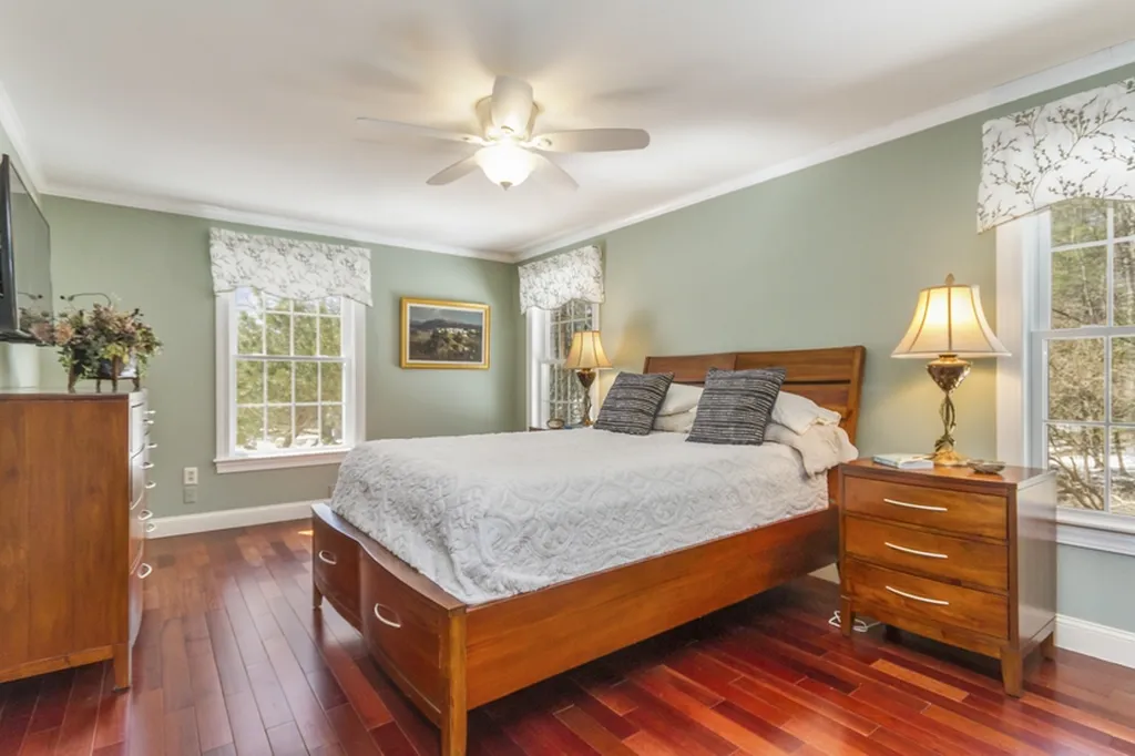 17 Storybrook Lane Amherst NH 03031