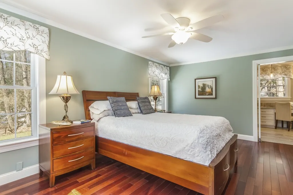 17 Storybrook Lane Amherst NH 03031