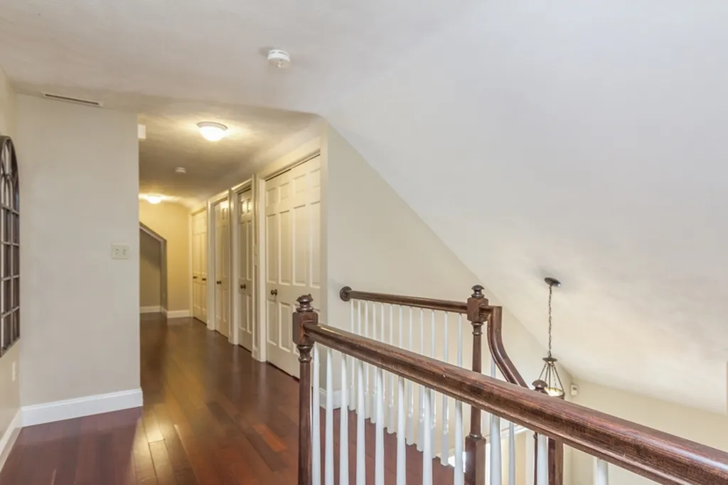 17 Storybrook Lane Amherst NH 03031