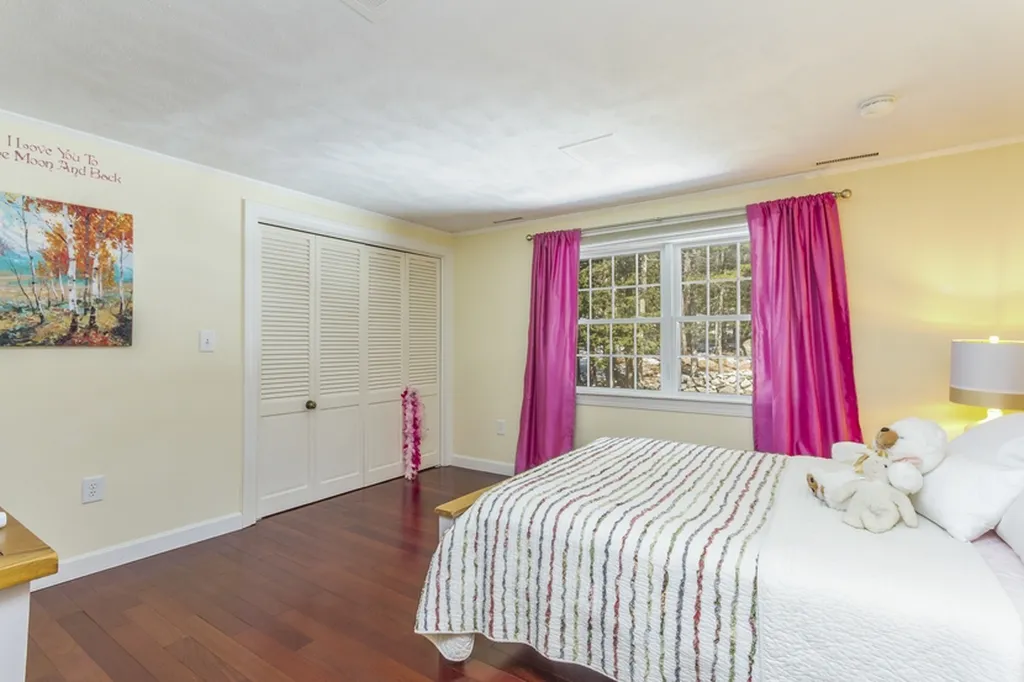 17 Storybrook Lane Amherst NH 03031