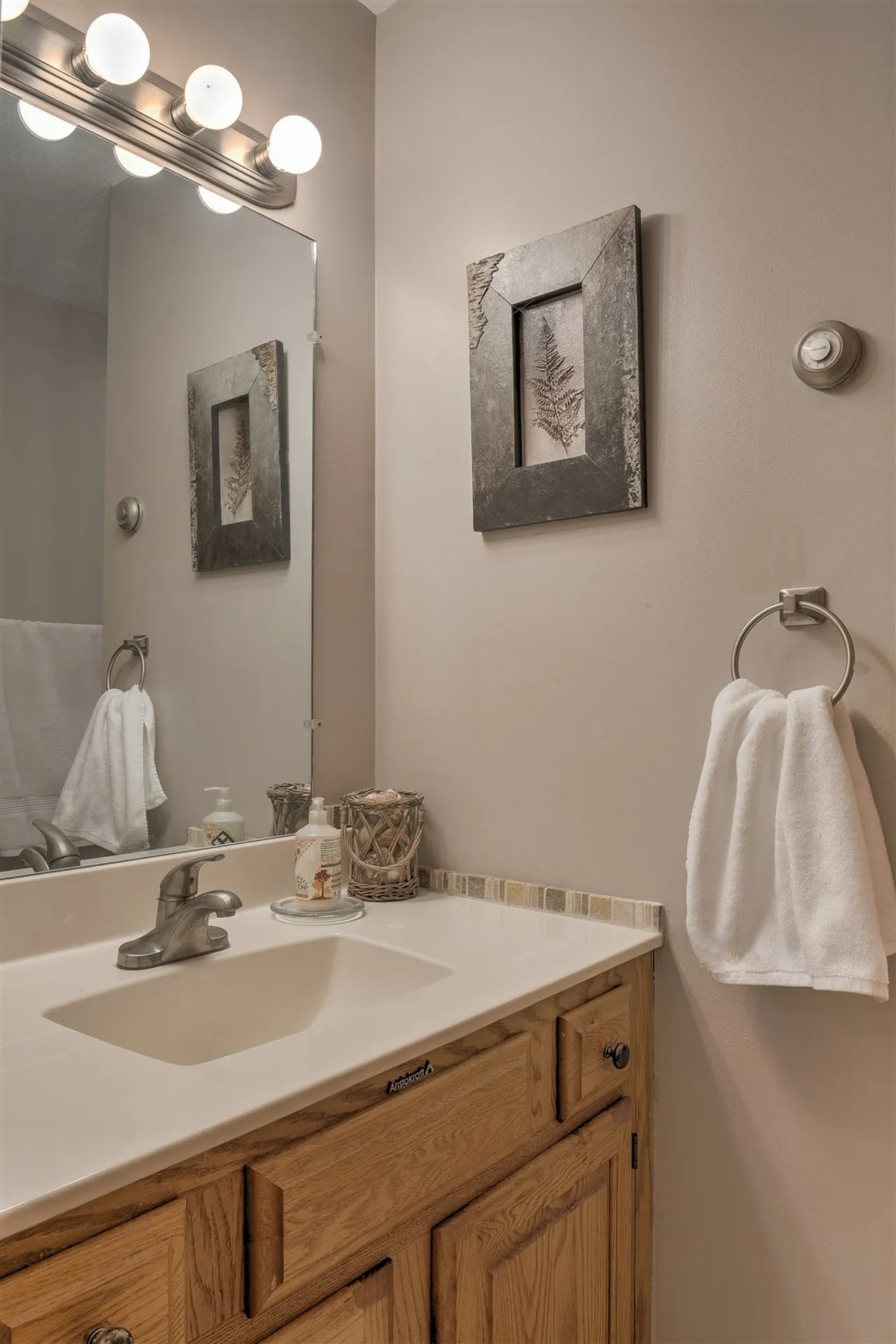 30 Highland Circle Swanzey NH 03446