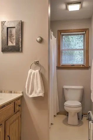 30 Highland Circle Swanzey NH 03446