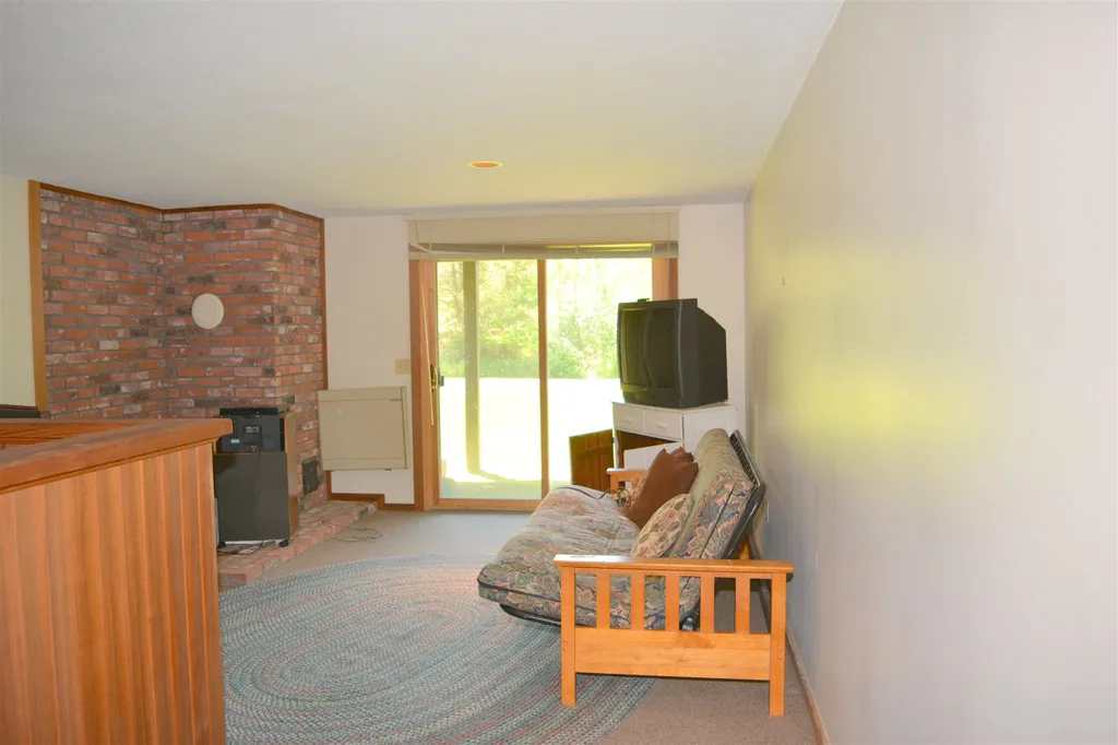 628 Otter Road Grantham NH 03753