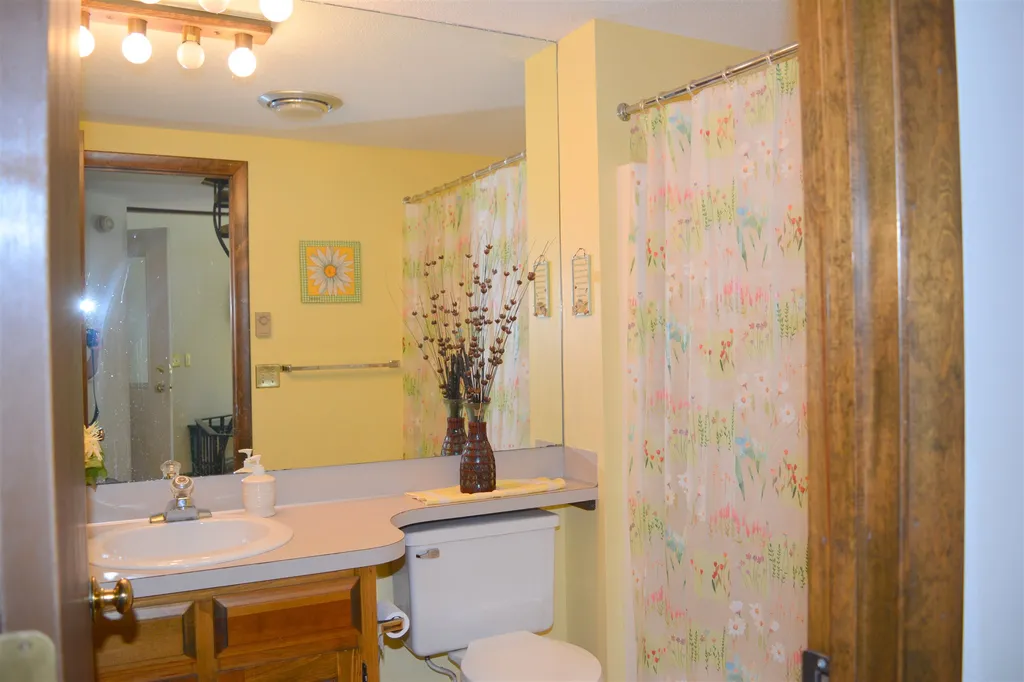 628 Otter Road Grantham NH 03753