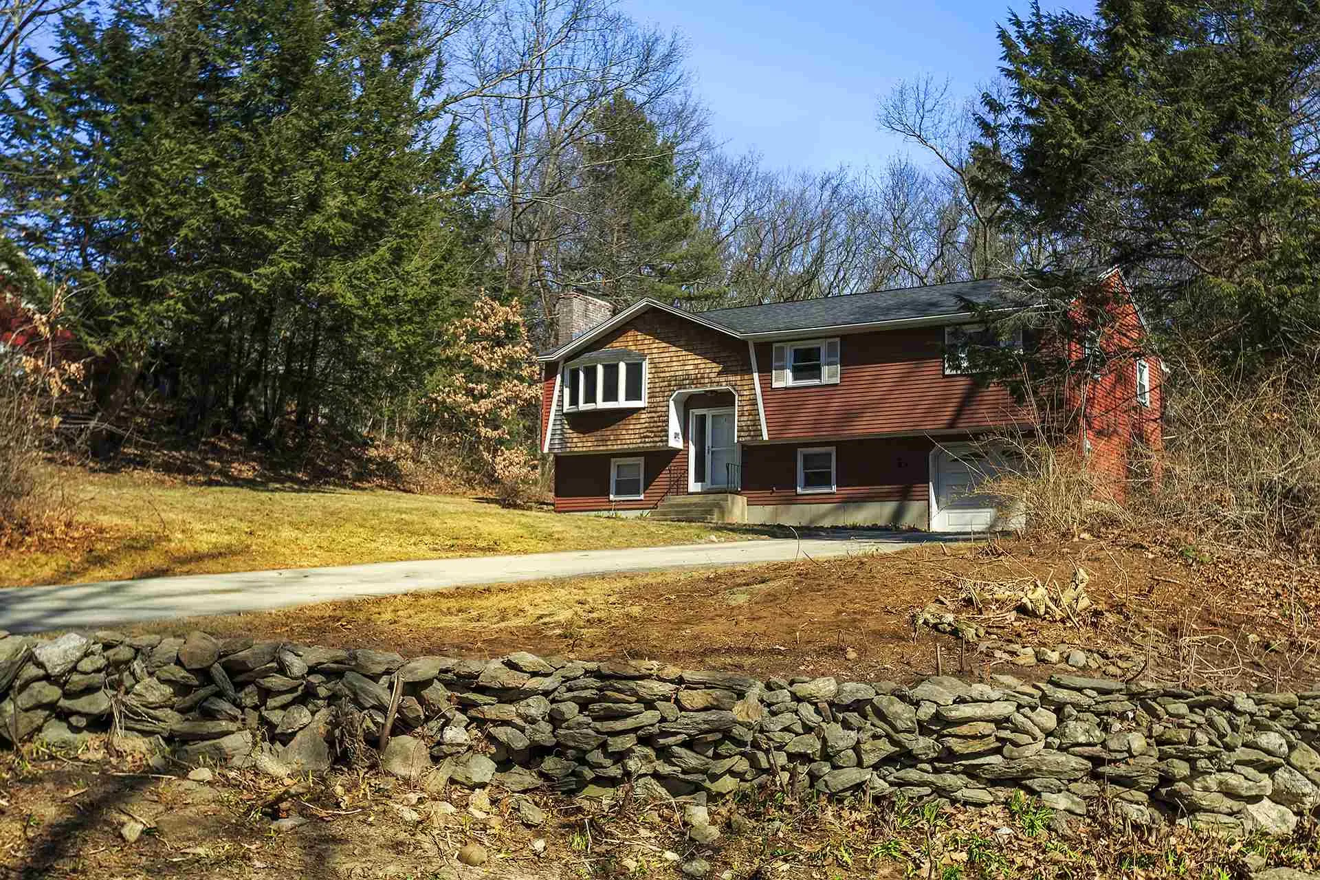 63 Sullivan Road Hudson NH 03051