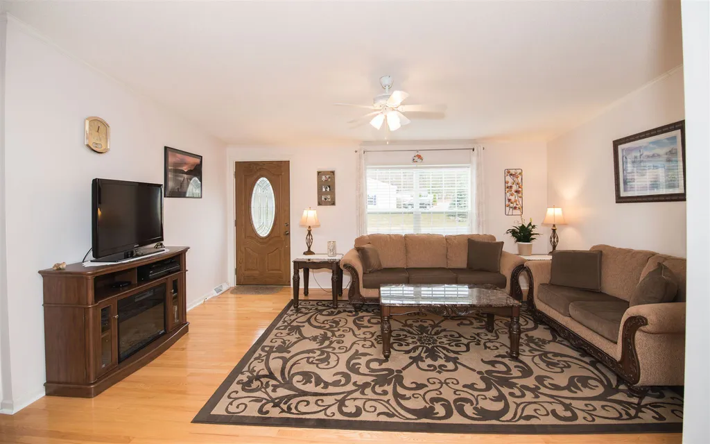 145 Freedom Hill Road Hampstead NH 03841