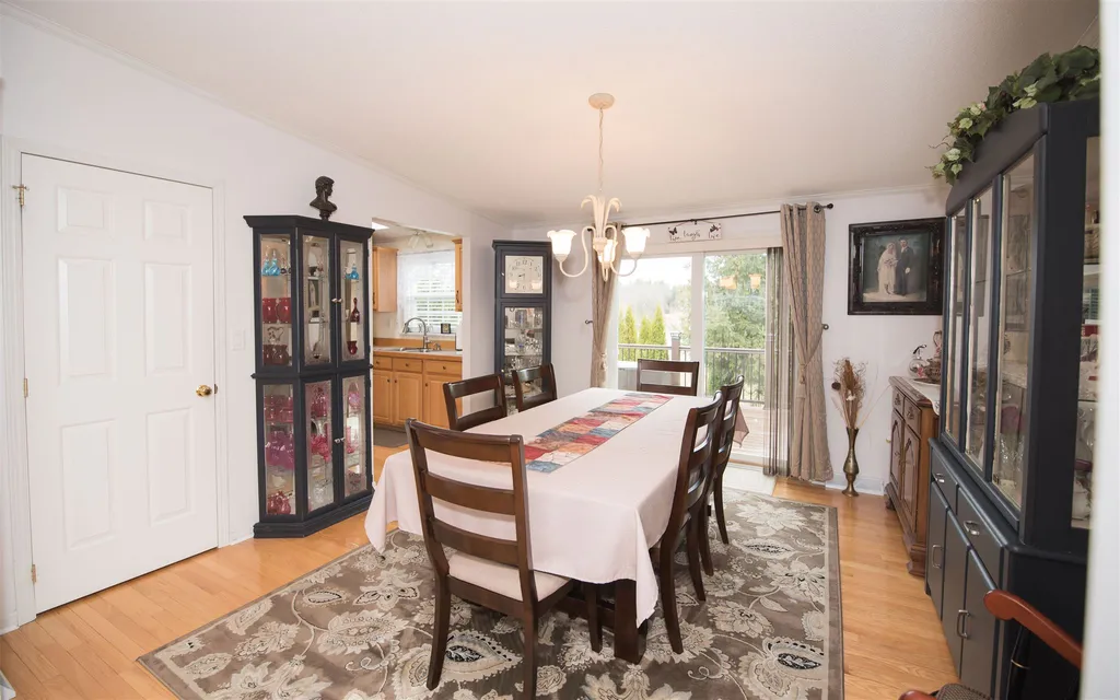 145 Freedom Hill Road Hampstead NH 03841