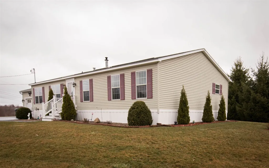 145 Freedom Hill Road Hampstead NH 03841