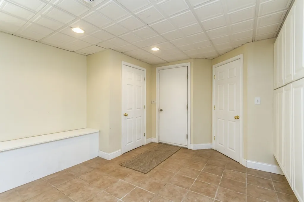 7 Kemp Drive Brookline NH 03033