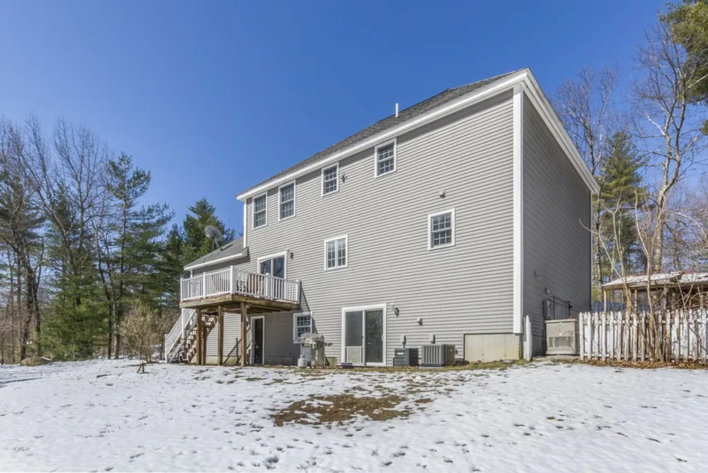 7 Kemp Drive Brookline NH 03033