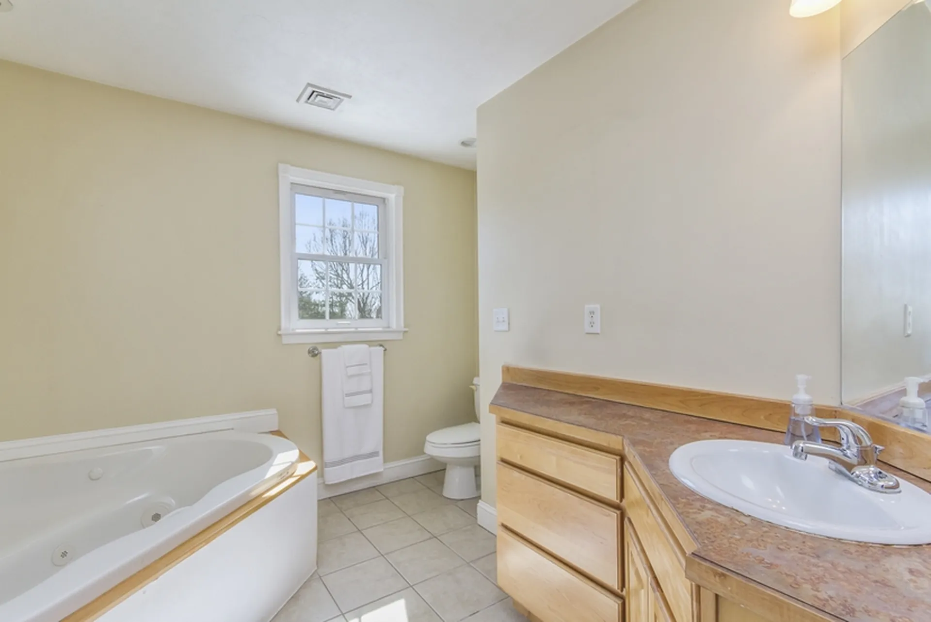 7 Kemp Drive Brookline NH 03033