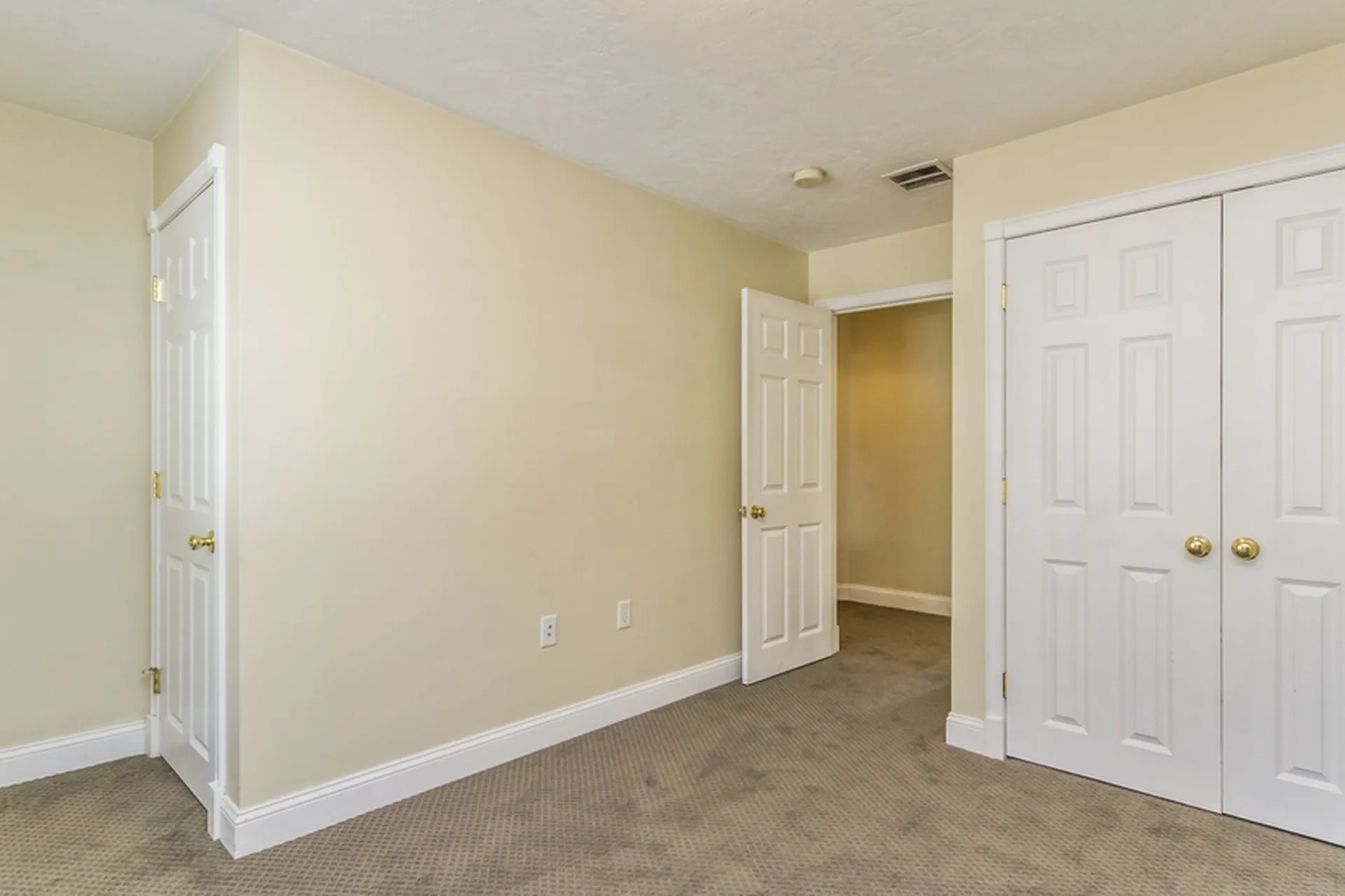 7 Kemp Drive Brookline NH 03033