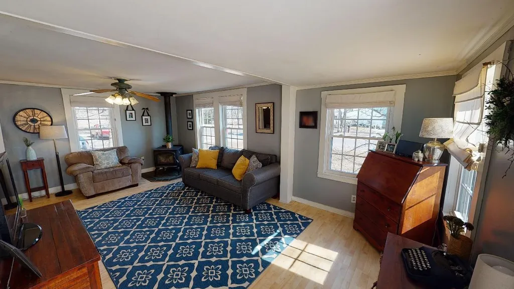 239 King Street Boscawen NH 03303