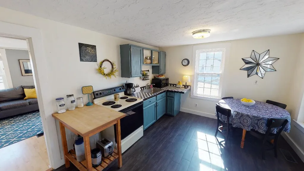 239 King Street Boscawen NH 03303