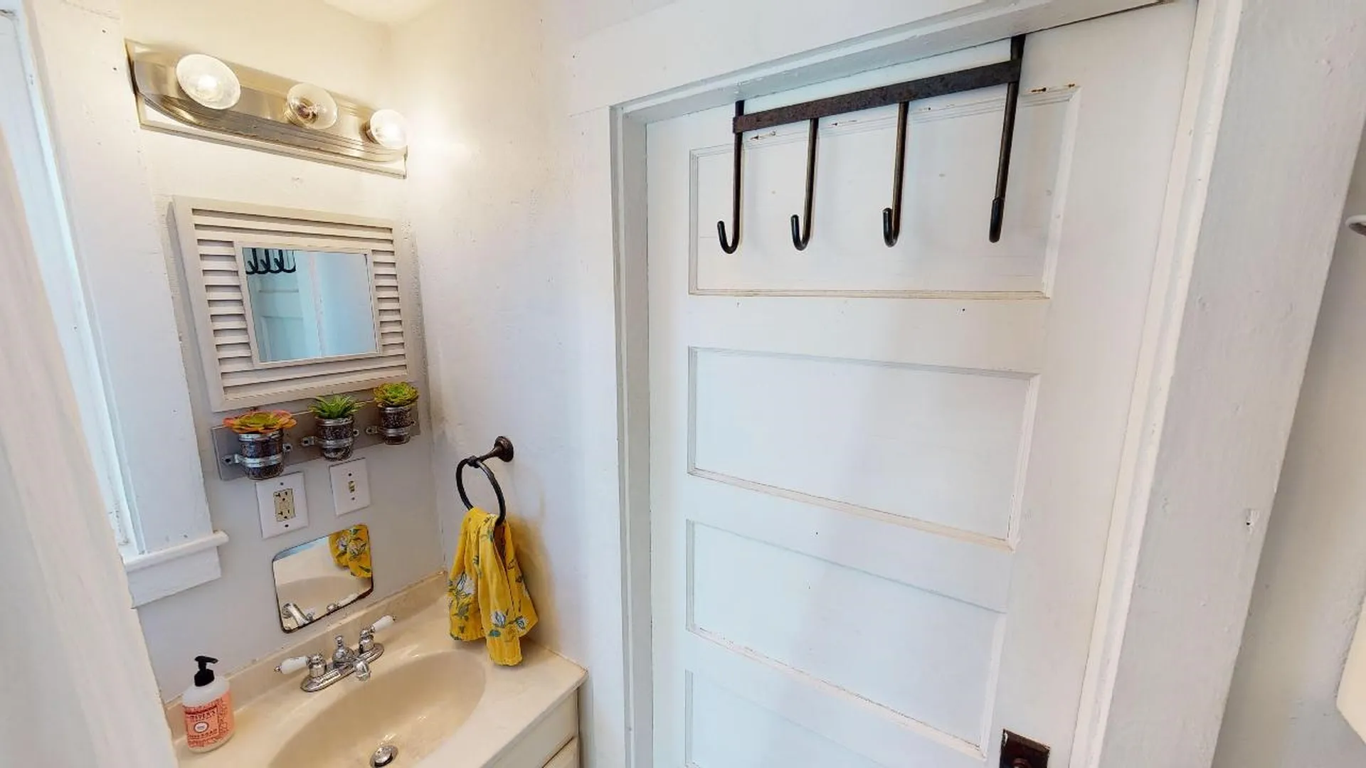 239 King Street Boscawen NH 03303