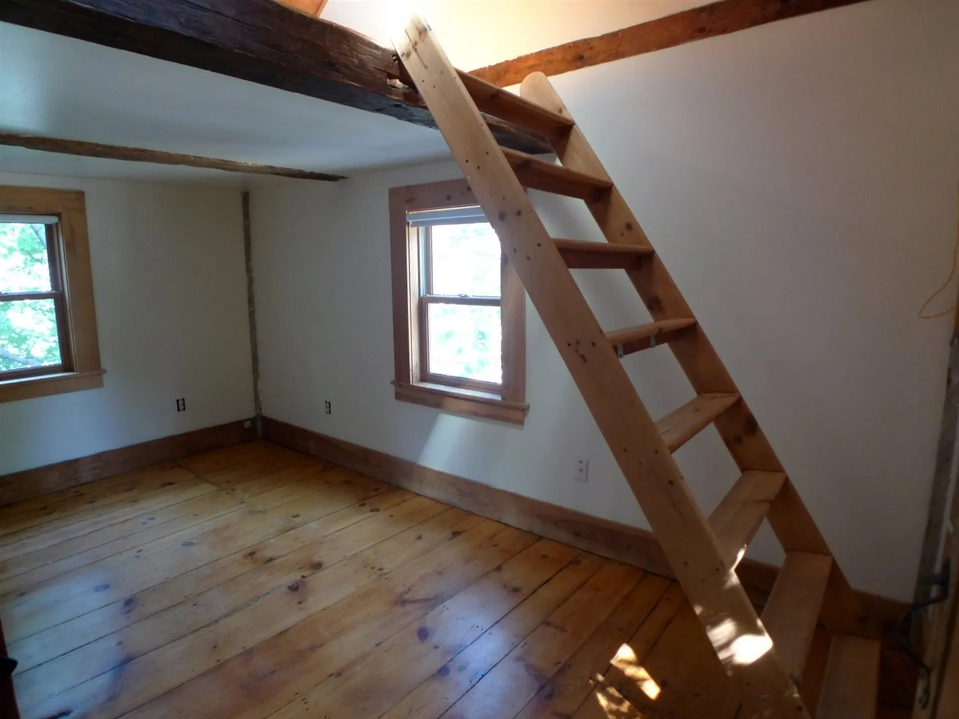 1 Rock Street Newmarket NH 03857