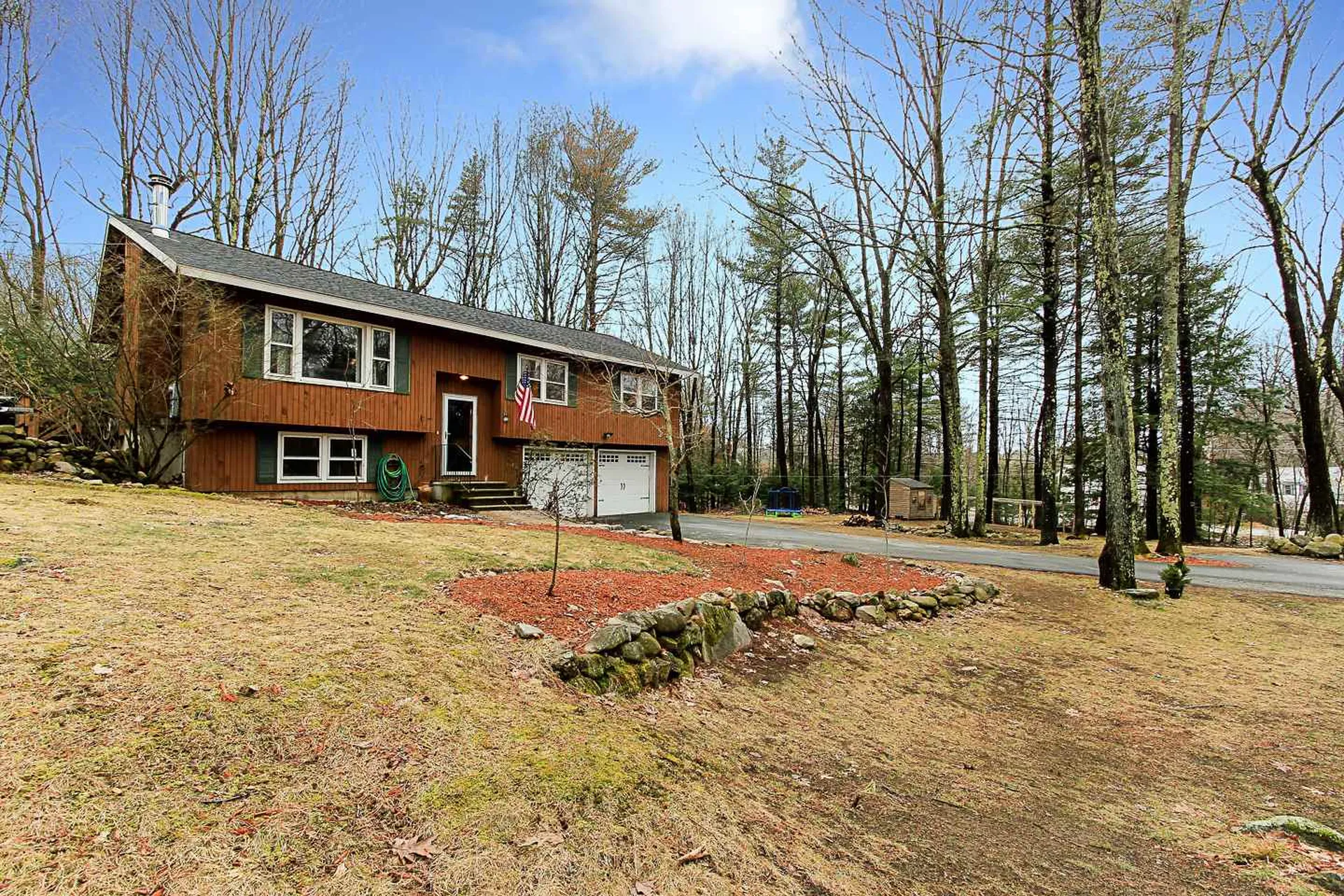 6 Rock Lane Milford NH 03055