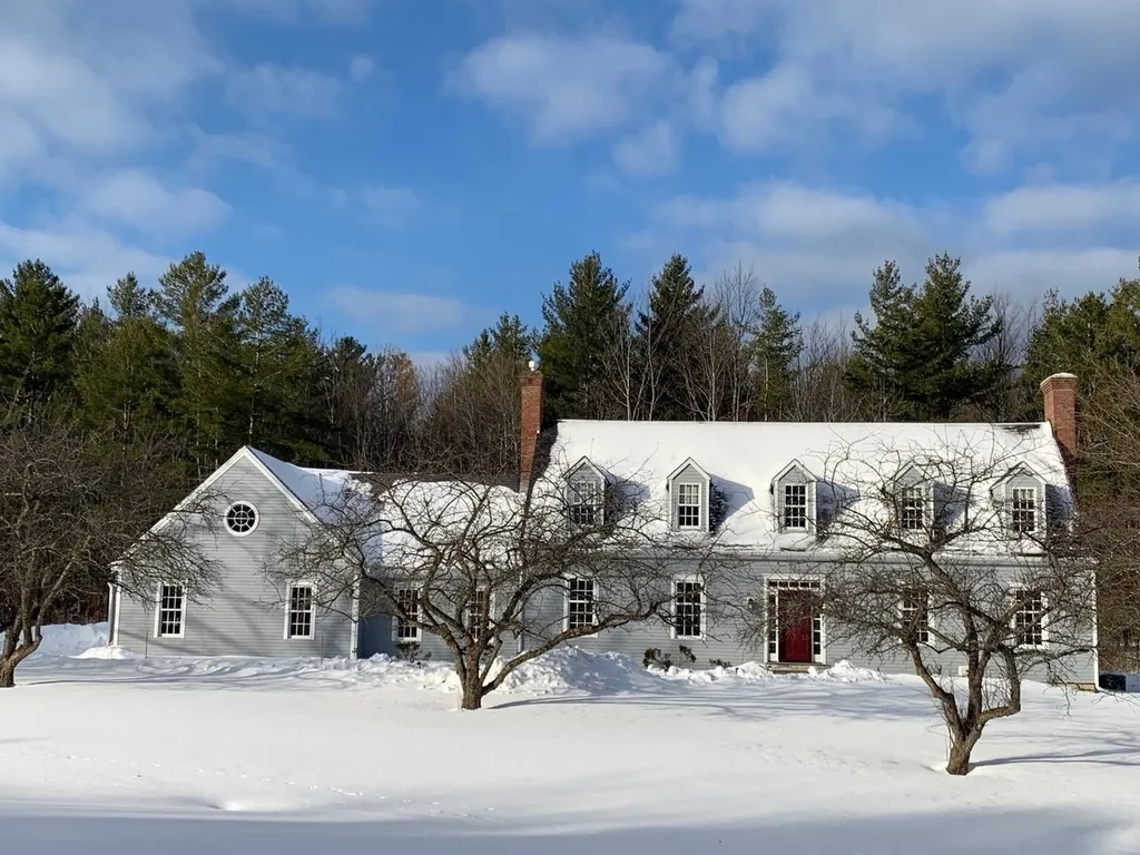 208 Meadowood Drive South Burlington VT 05403