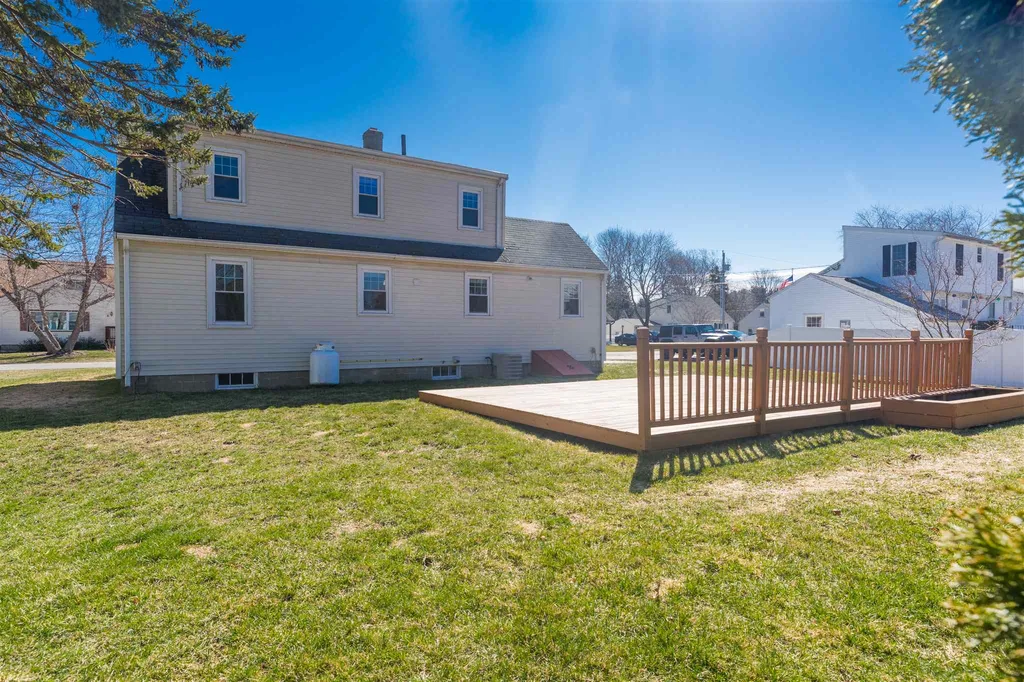 12 Tuck Road Hampton NH 03842