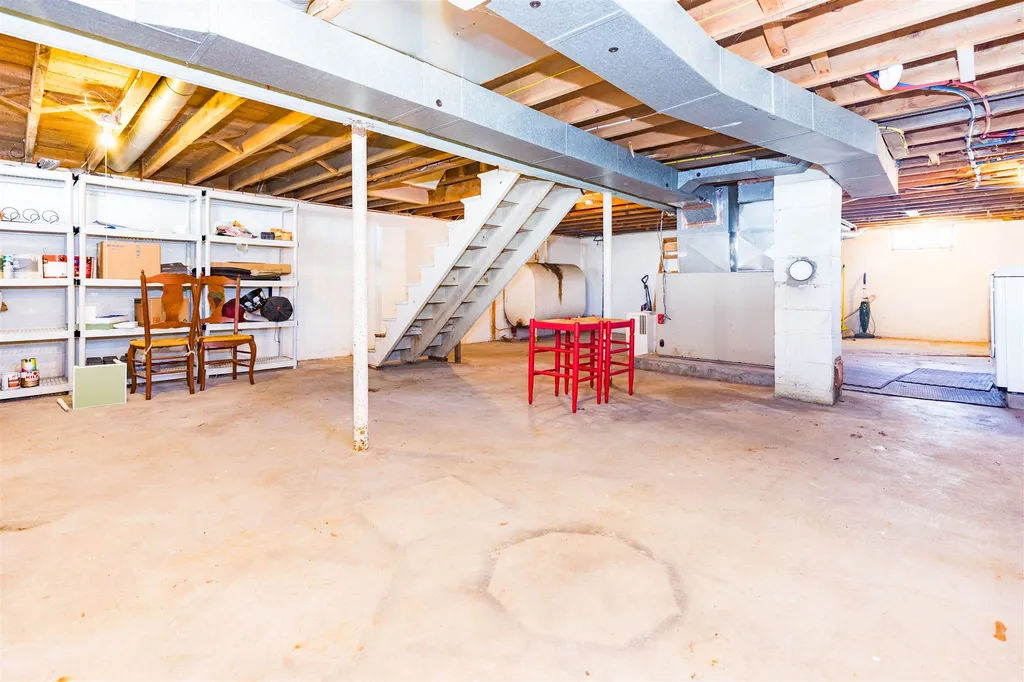 12 Tuck Road Hampton NH 03842