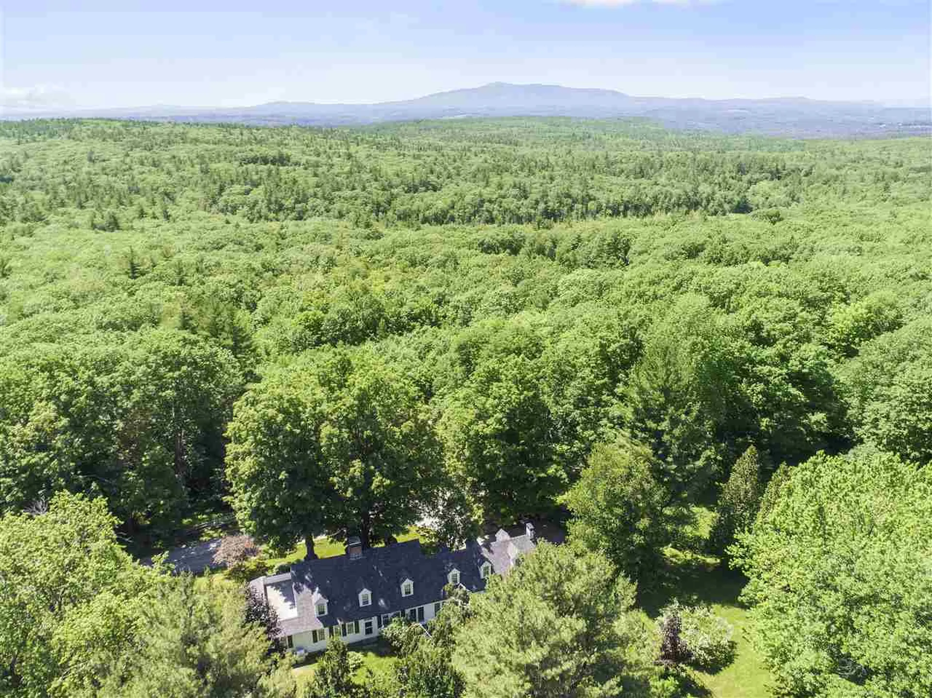 86 Temple Road Sharon NH 03458