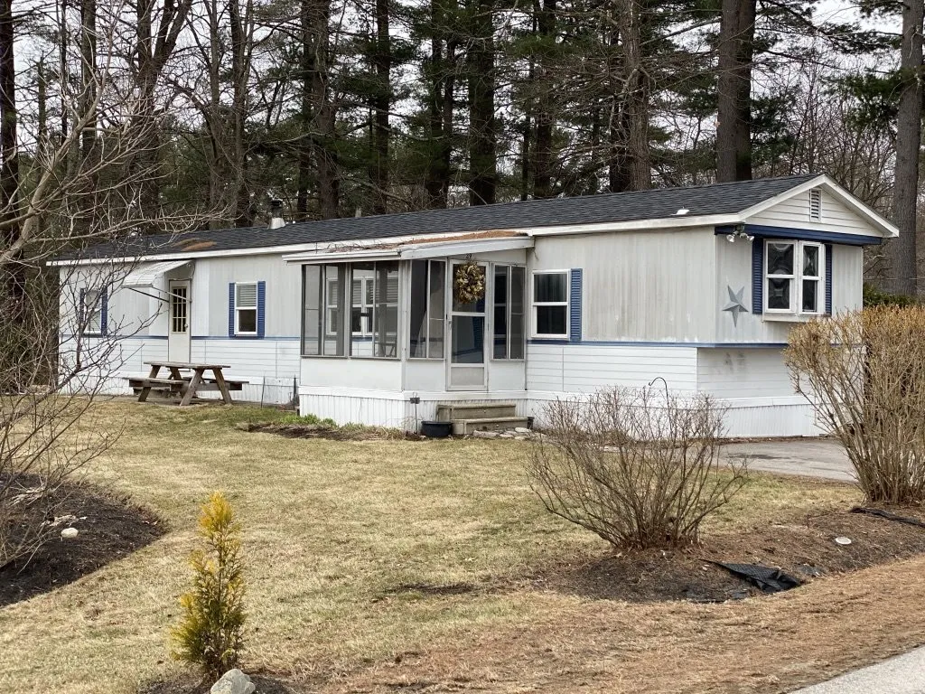 39 Ridgefield Drive Nashua NH 03062