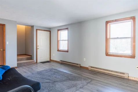 18 Twin Meadow Drive Hudson NH 03051