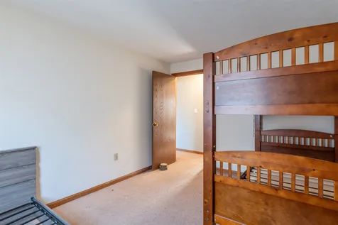 18 Twin Meadow Drive Hudson NH 03051