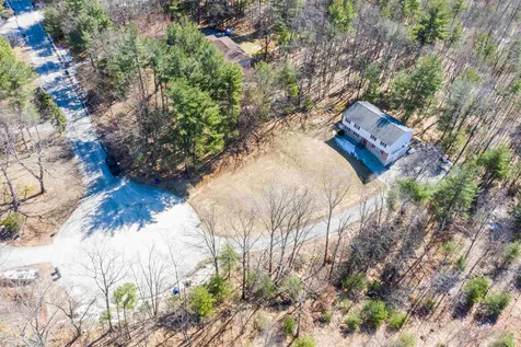 18 Twin Meadow Drive Hudson NH 03051