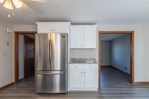 18 Twin Meadow Drive Hudson NH 03051